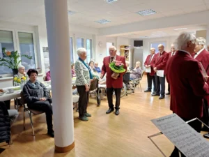 Blumenstrauß Übergabe