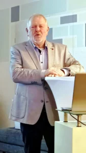 Vorstand Heinz-Eberhard